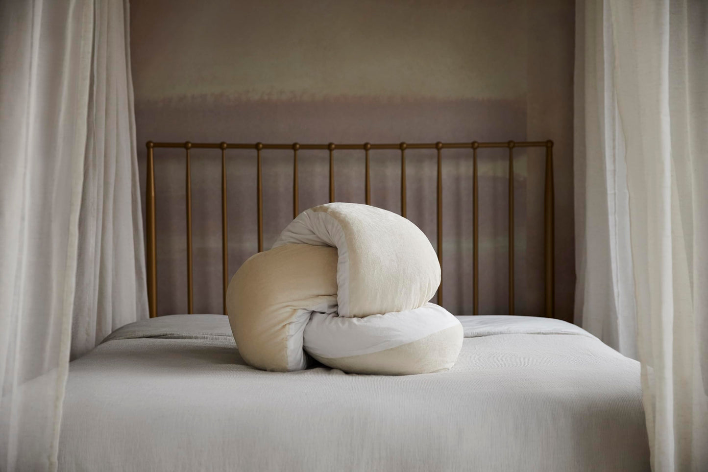 YANA Body Pillow | Luxury Body & Pregnancy Pillow - Organic Bamboo Cotton - Natural Latex Fill - Ergonomic Design - Double Sided - Washable