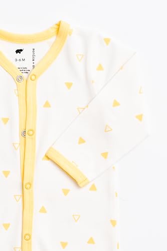 MONICA + ANDY Soft Start Box, Organic Cotton Baby Clothes Set, Super Soft 13-Piece Newborn & Infant Baby Gift Set