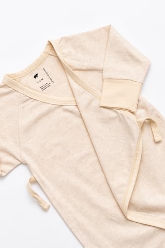 MONICA + ANDY Soft Start Box, Organic Cotton Baby Clothes Set, Super Soft 13-Piece Newborn & Infant Baby Gift Set