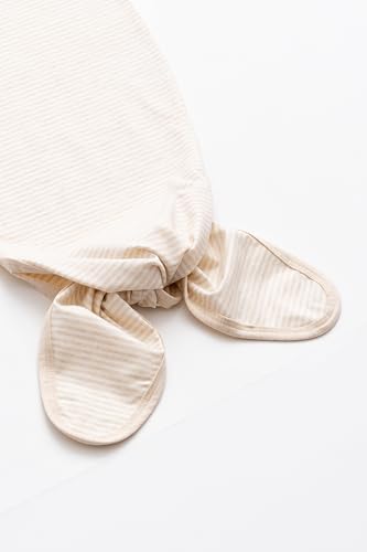 MONICA + ANDY Soft Start Box, Organic Cotton Baby Clothes Set, Super Soft 13-Piece Newborn & Infant Baby Gift Set