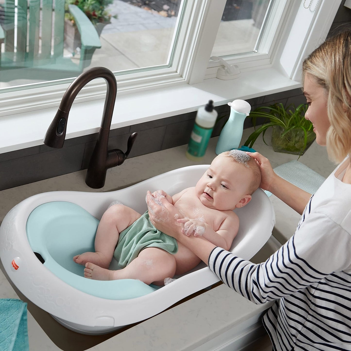 Fisher-Price™ Baby to Toddler Bath 4-in-1 Sling 'N Seat Tub with Removable Infant Support and 2 Toys